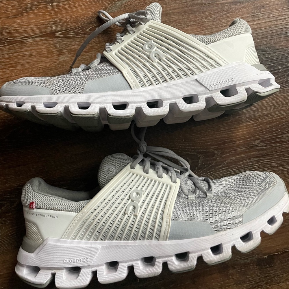 OnCloud women’s shoes